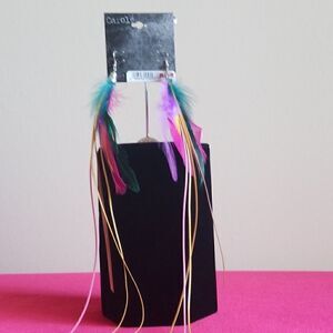 Carole Feather Shoulder Brushing Earrings